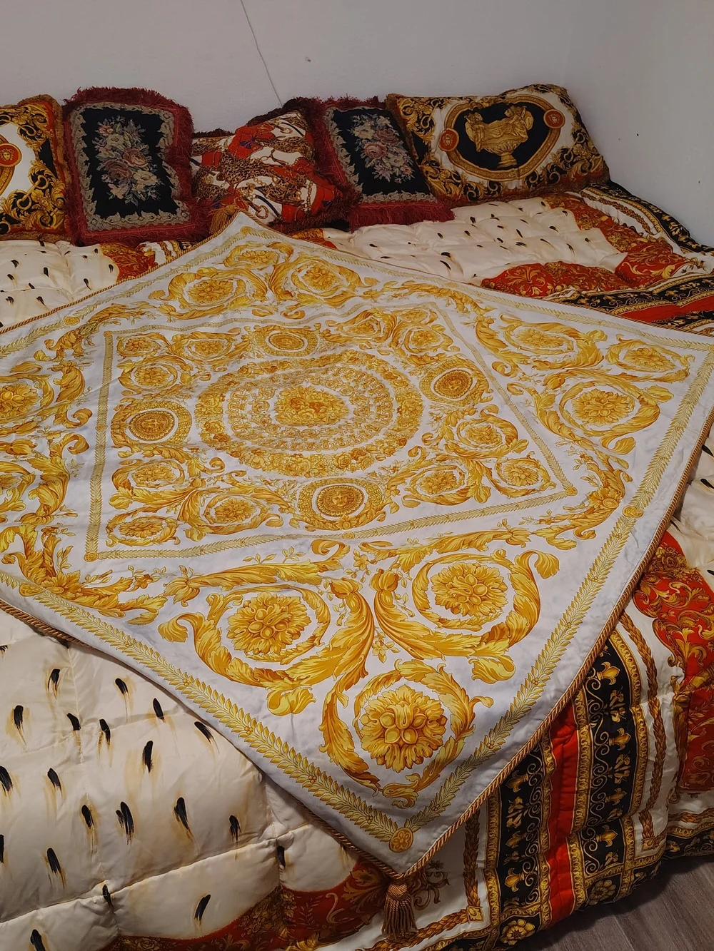 Versace Collection White and Gold Baroque Comforter